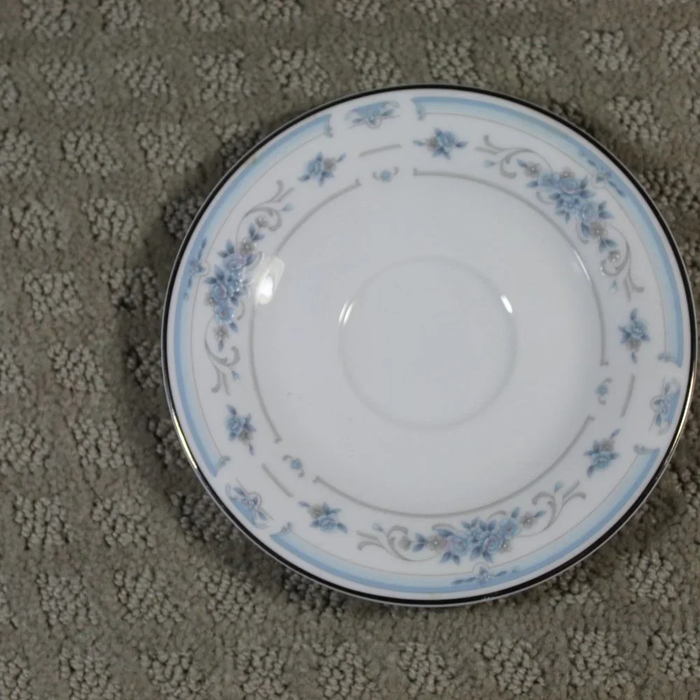 Nitto Claridge beautiful dainty